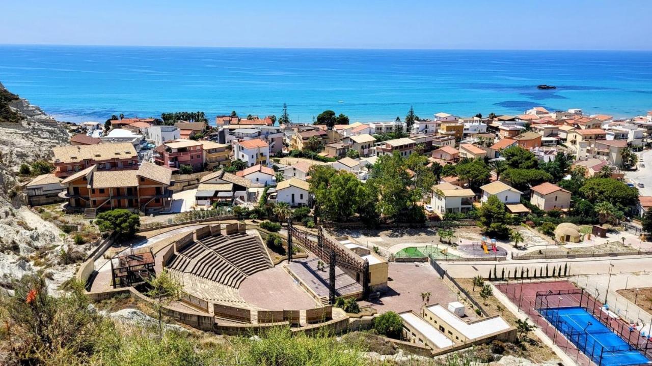 Villa Andromeda Apartments 레알몬테 외부 사진
